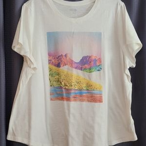 Old Navy Tshirt